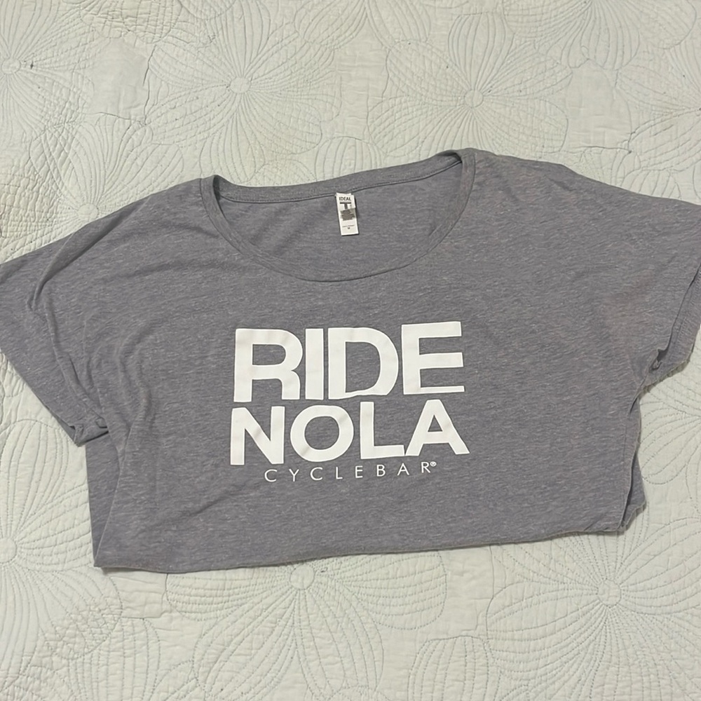 cyclebar grey scoop neck tshirt